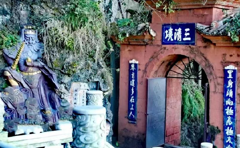 昆明旅游必去十大景点有哪些,昆明市区必玩旅游景点排名前十