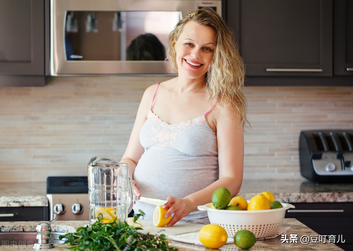 孕吐很难受怎么办想放弃,由于孕吐胃难受最快缓解方法