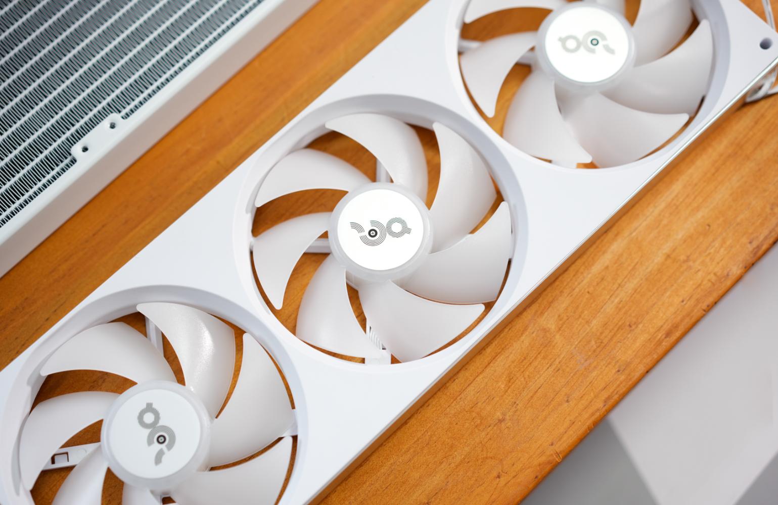 爱国者海景房机箱配风冷好看吗,爱国者海景房机箱怎么拆