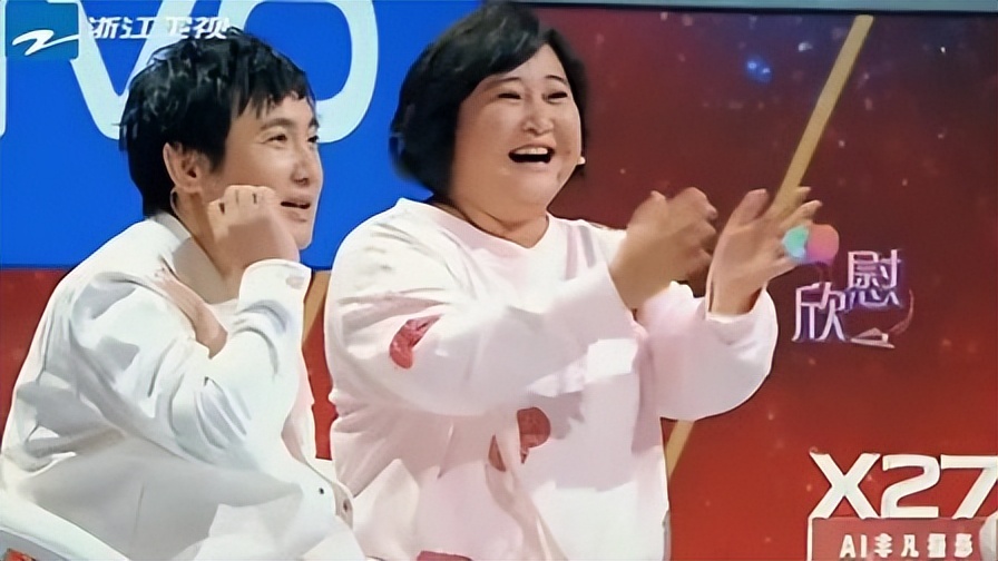 贾玲为什么不和白凯南搭档了,2012年贾玲和白凯南的相声