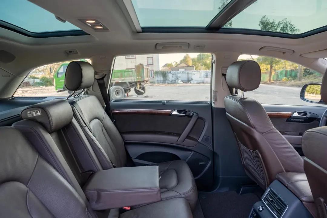 高性价比二手车推荐09年奥迪q7,2021款极品二手顶配奥迪q7