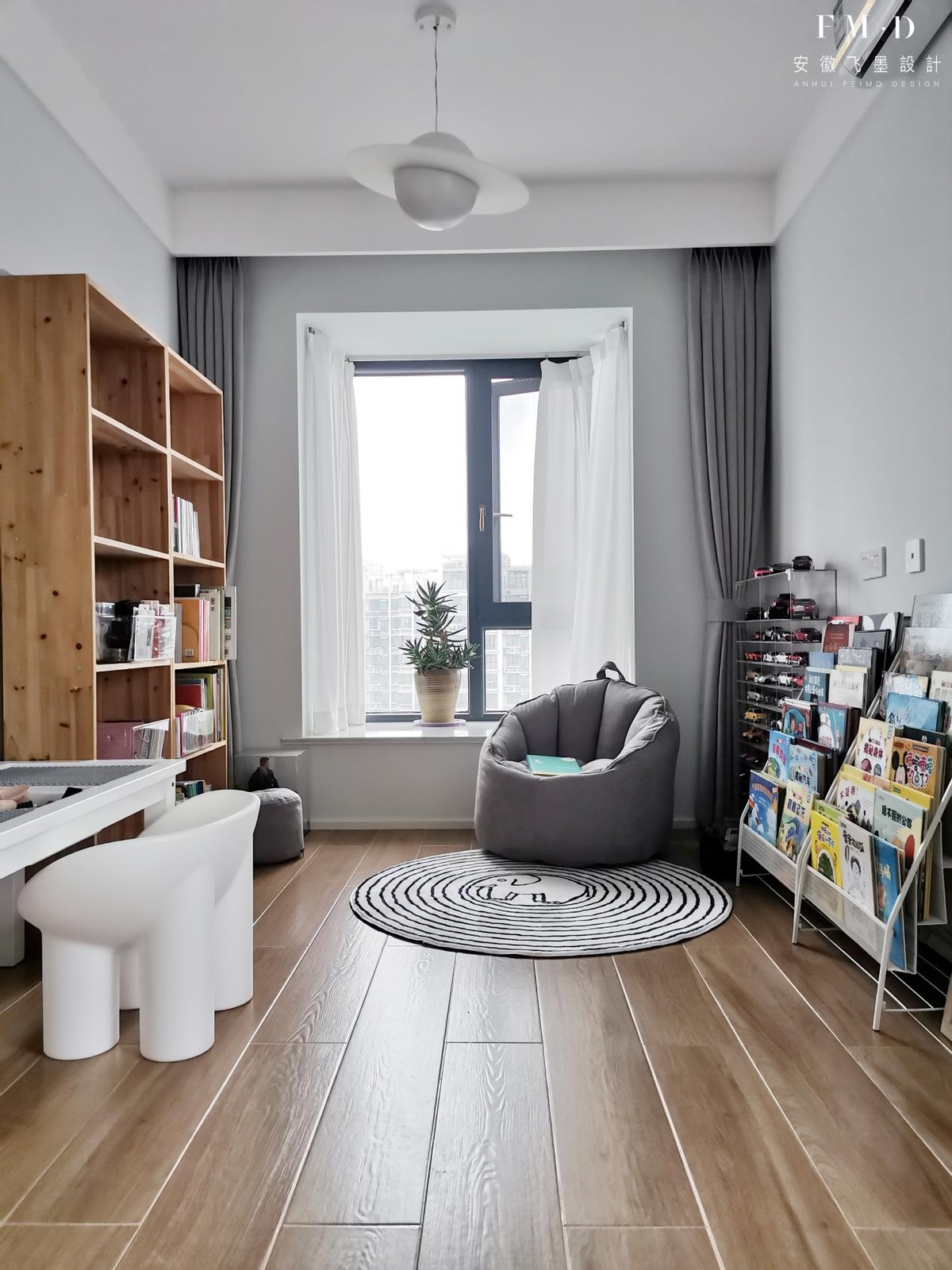 顶层复式楼带花园效果图,顶层复式楼带露台装修小户型