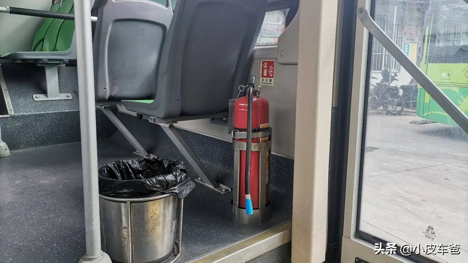 家用小车审车需要灭火器吗,家用小车年检必须要灭火器吗