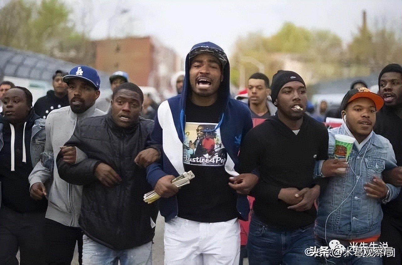 美国黑人被歧视的背后：黑人社会福利要远好于华人、西班牙等族裔