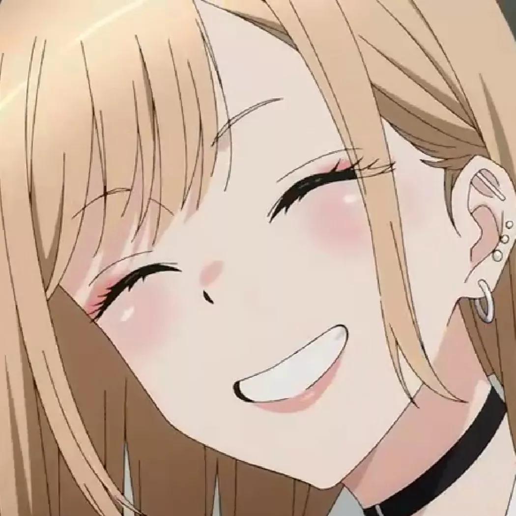 更衣人偶坠入爱河系列头像第一弹（今年的新老婆嘿嘿）