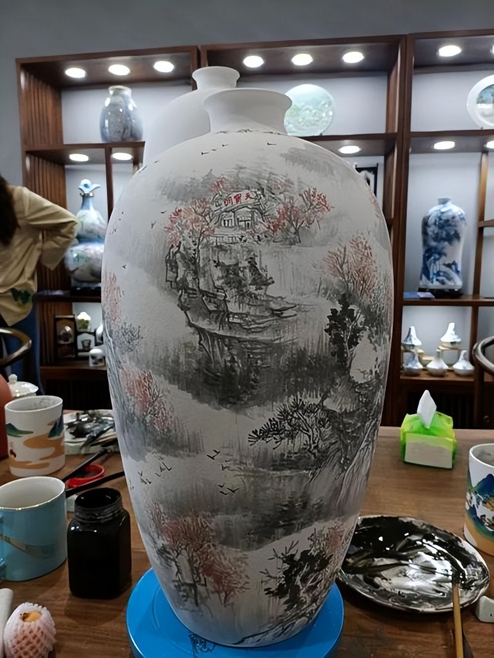 景德镇陶瓷艺术特点,有关陶瓷的知识景德镇