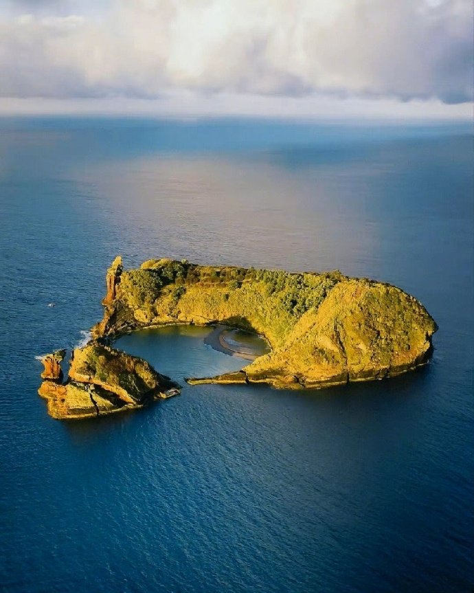 在女人眼里男人做什么都是错,男生哪些行为属于舔狗行为