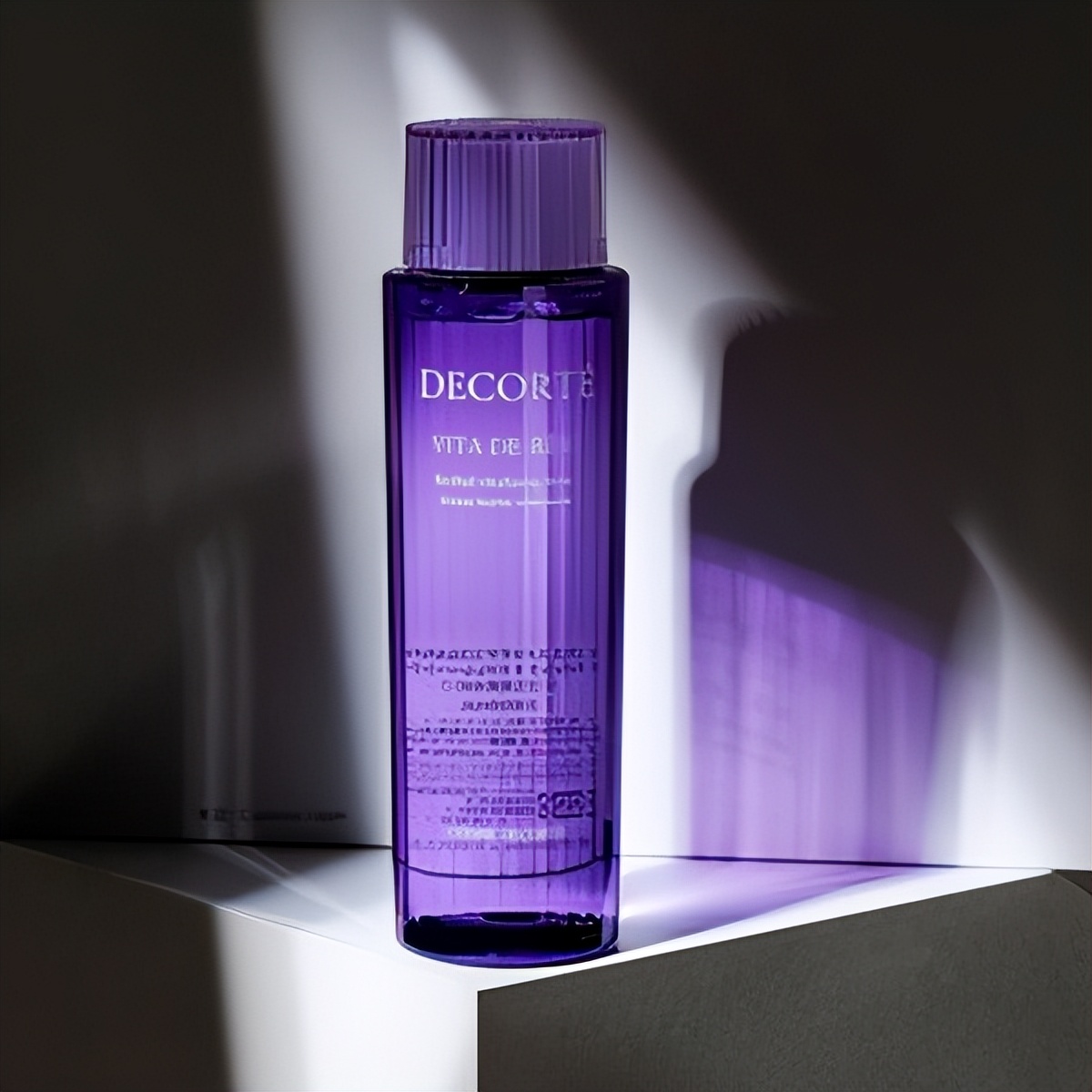 夏天爽肤水保湿补水控油,什么是化妆水夏季推荐