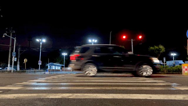 蓝泰发光斑马线,蓝泰智慧出发斑马线