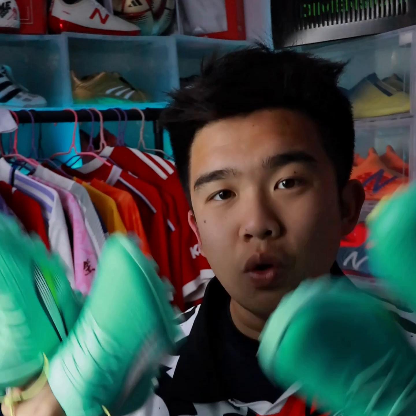 第一双球鞋什么时候有,第一次收到球鞋