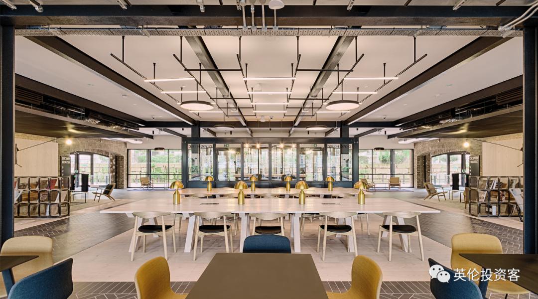 新加坡首富买房,400亿买下前首富大楼