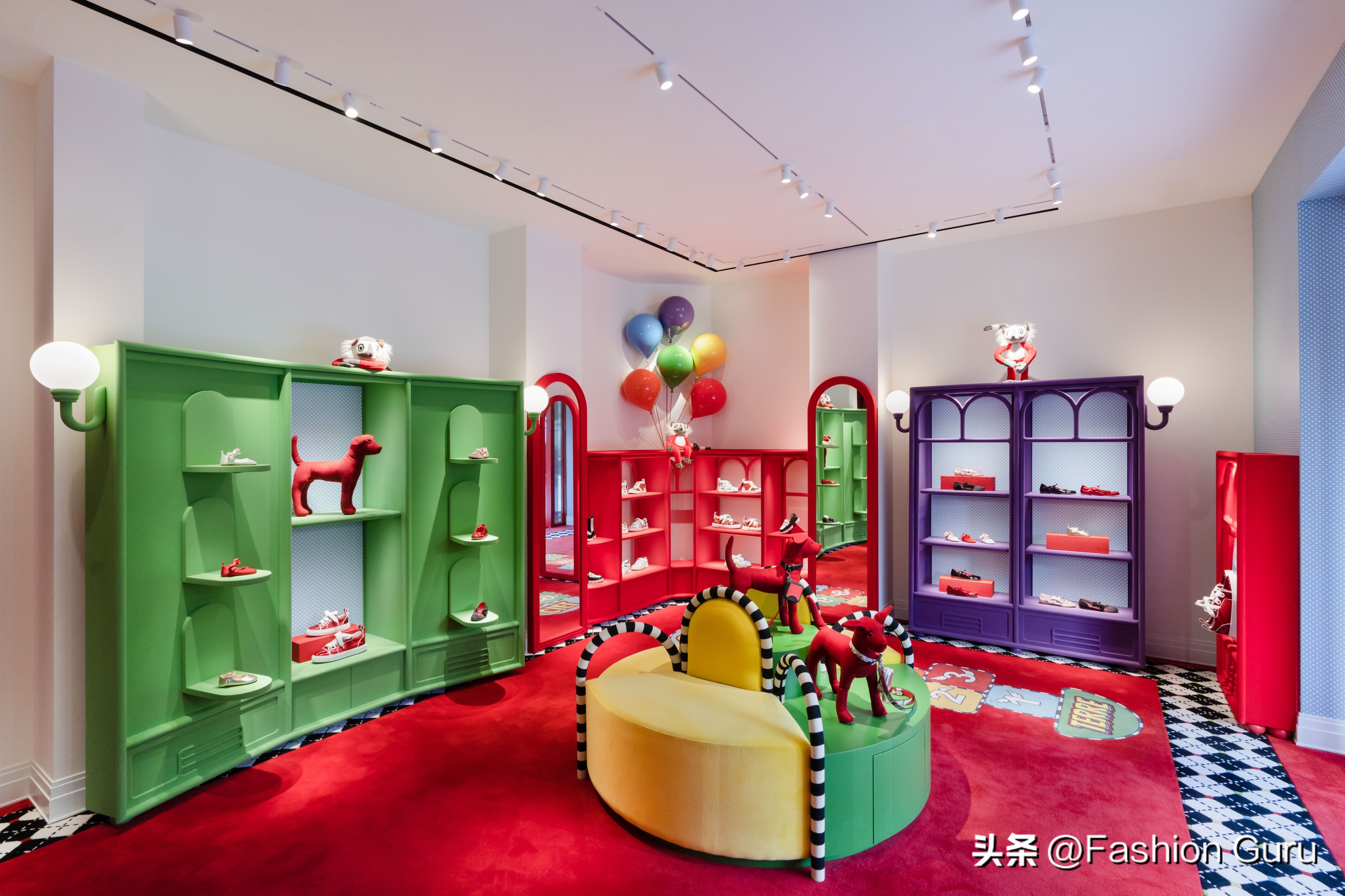christianlouboutin路铂廷门店,路铂廷christianlouboutin算顶奢吗