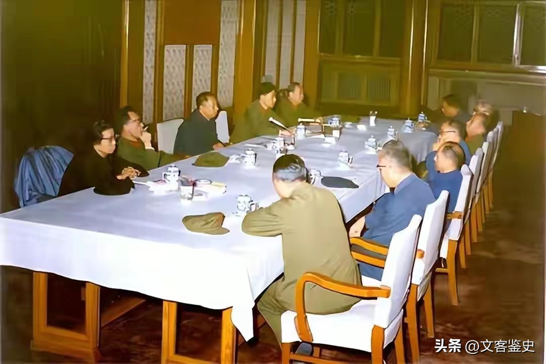 毛主席逝世46年，遗体为何至今栩栩如生面色红润？不只是药物作用