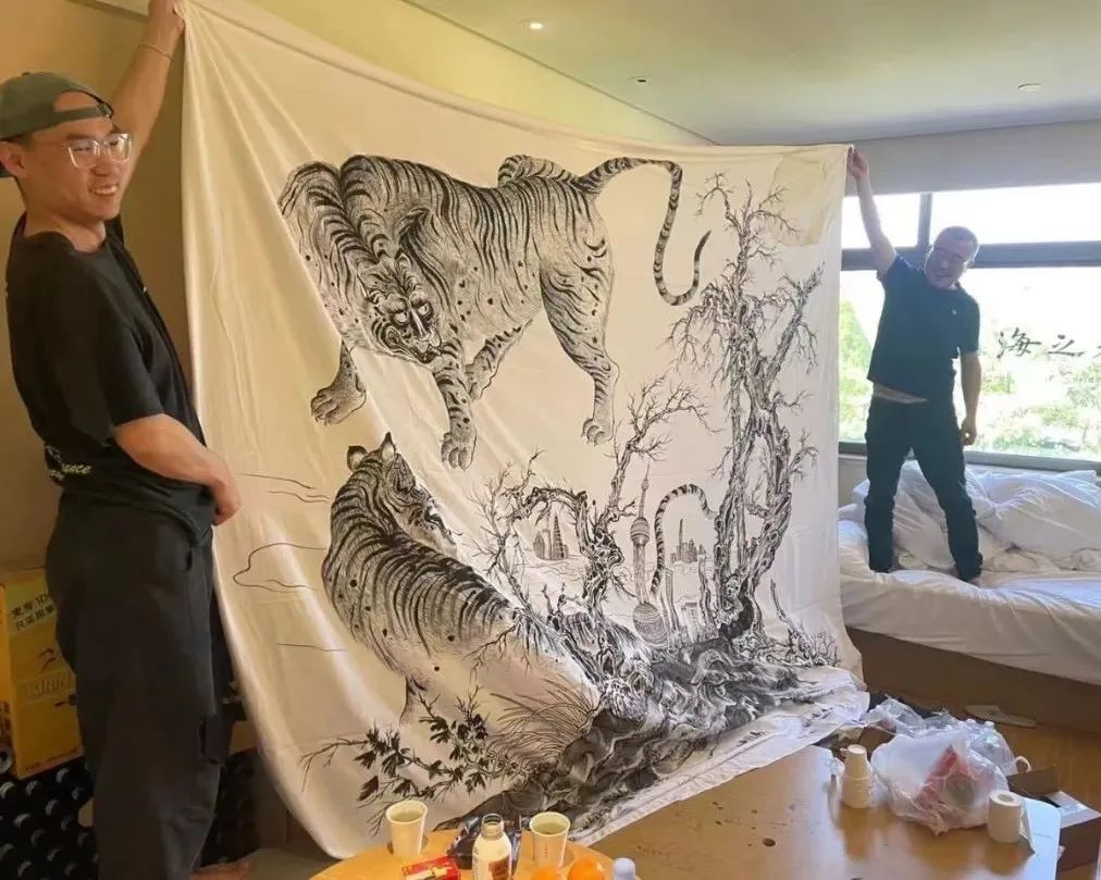 隔离酒店被困男子,疫情期间被困在上海隔离酒店