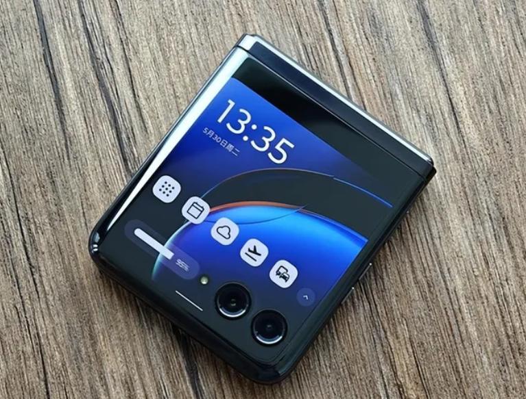 联想摩托罗拉手机未来发展趋势,摩托罗拉和联想手机有什么区别