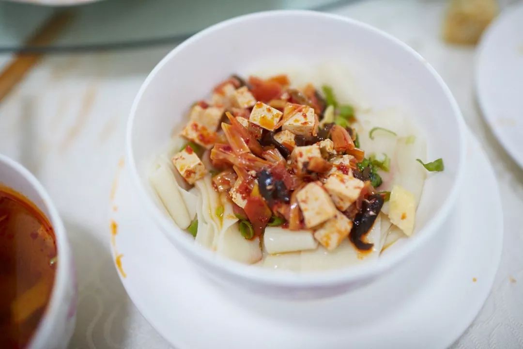 吃到嗓子眼的榴莲自助,吃到嗓子眼的牛肉面