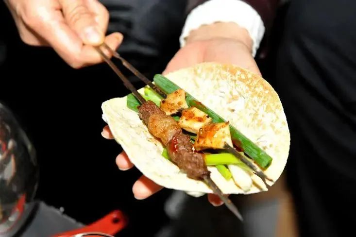 淄博赶烤背后的启示,进淄赶烤对淄博老百姓的影响