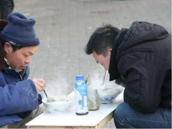 专家说为什么现在的钱越来越难赚,最近有人感觉为什么钱越来越难赚