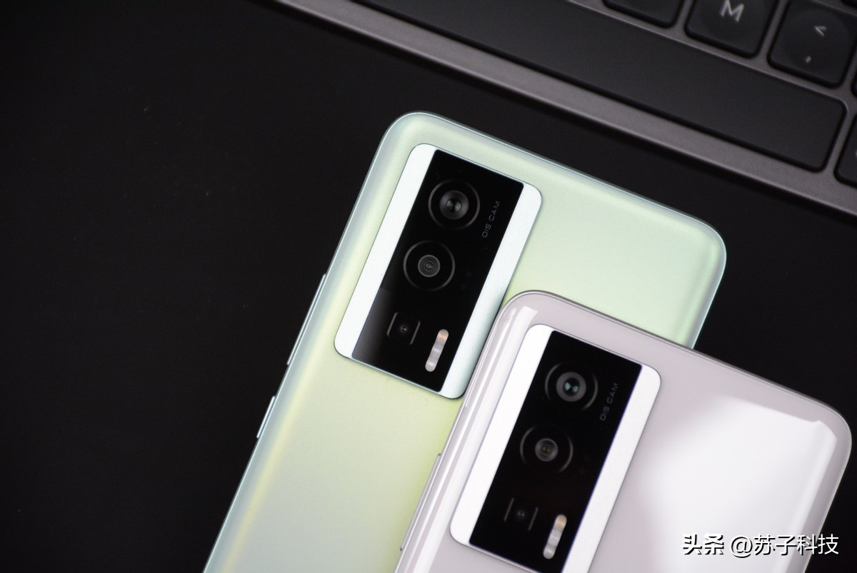 雷军三星顶级屏,雷军遇到不懂的问题