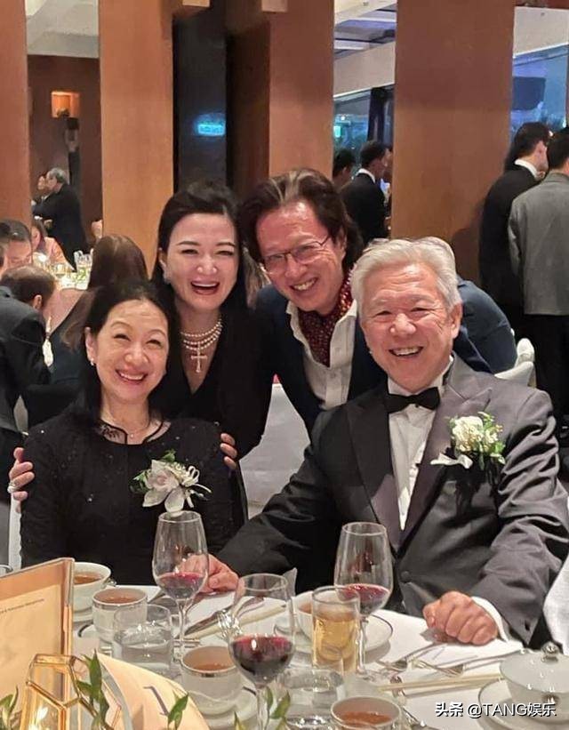 台湾版鹿鼎记主演重聚,鹿鼎记韩栋版洪安通和方怡