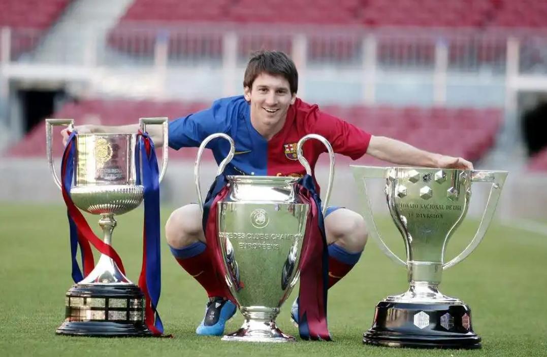 冠军奖杯每年都是一个吗,冠军年年有