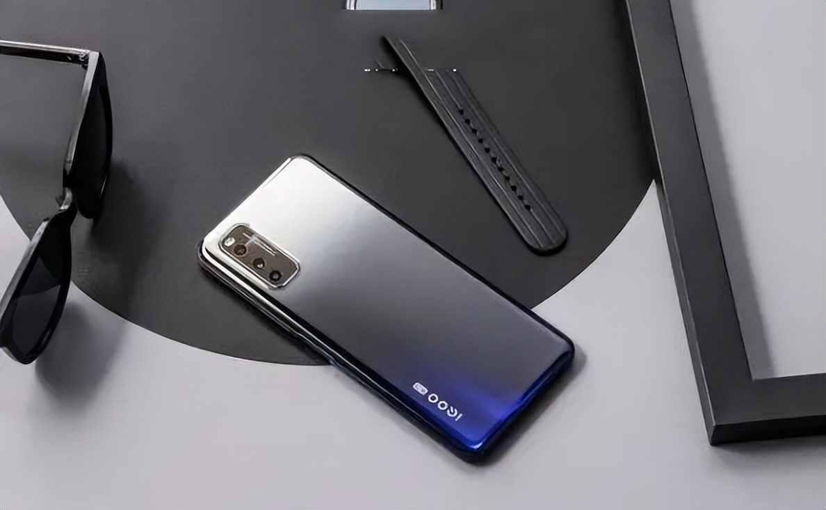 续航超长充电特快的手机,这几款智能手机堪称续航神器