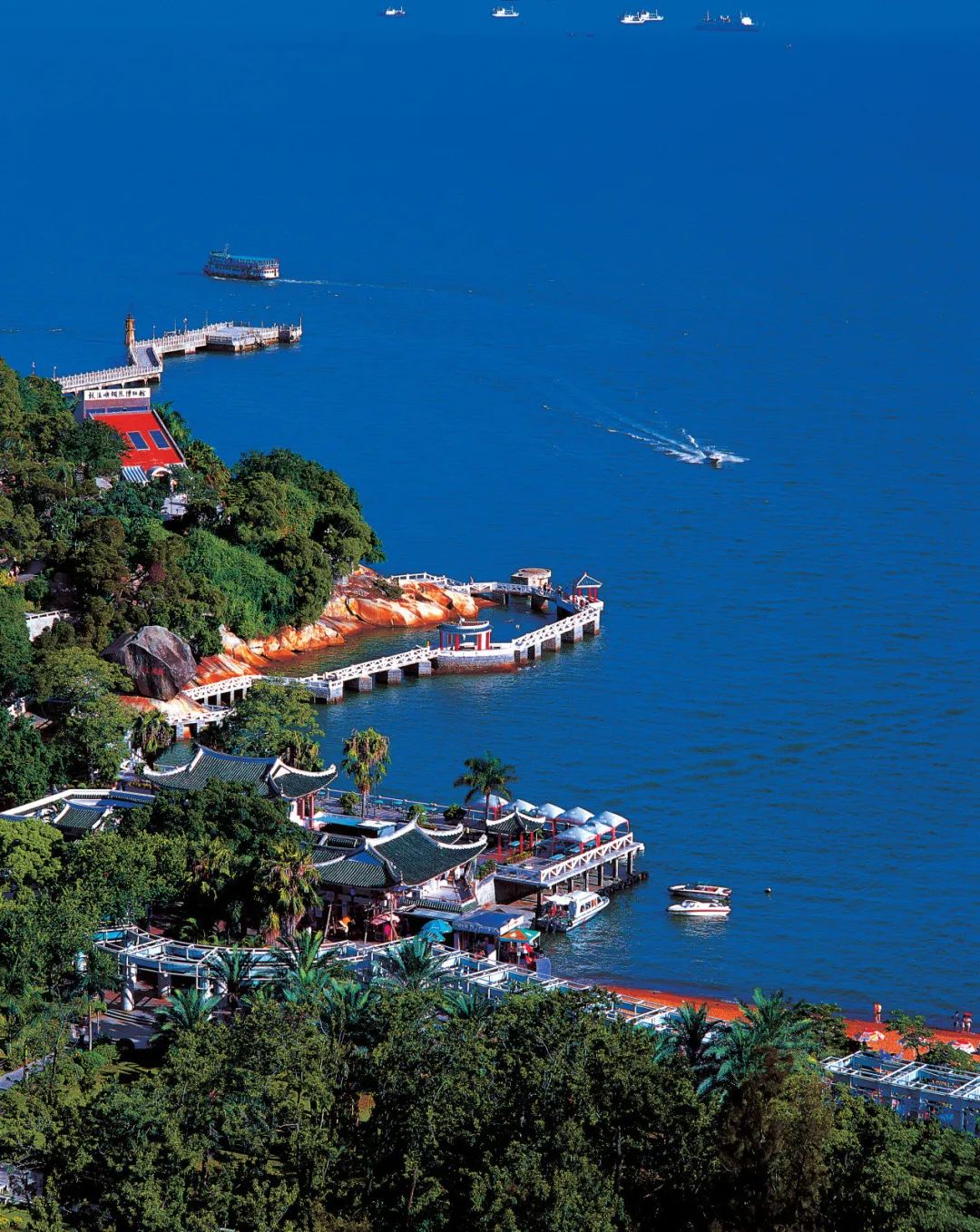 【福建见·闽山闽水物华新】武夷山、鼓浪屿等17个热门景点免门票啦！这个夏天来福建游山玩水吧！