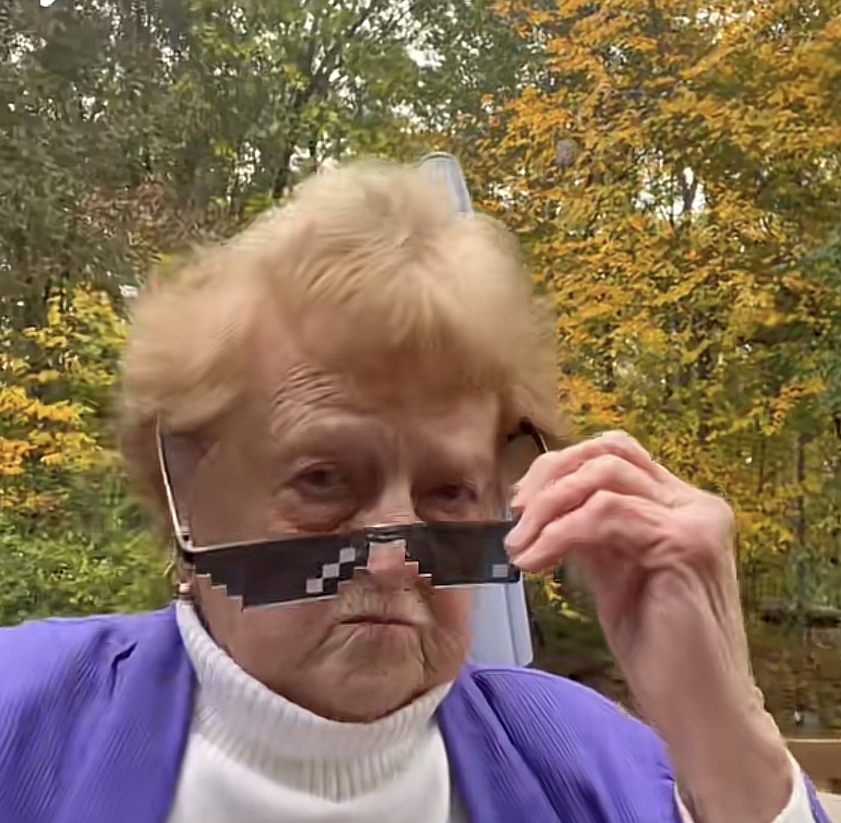 国外老太太参加前男友葬礼 (外国老太太参加前任葬礼)