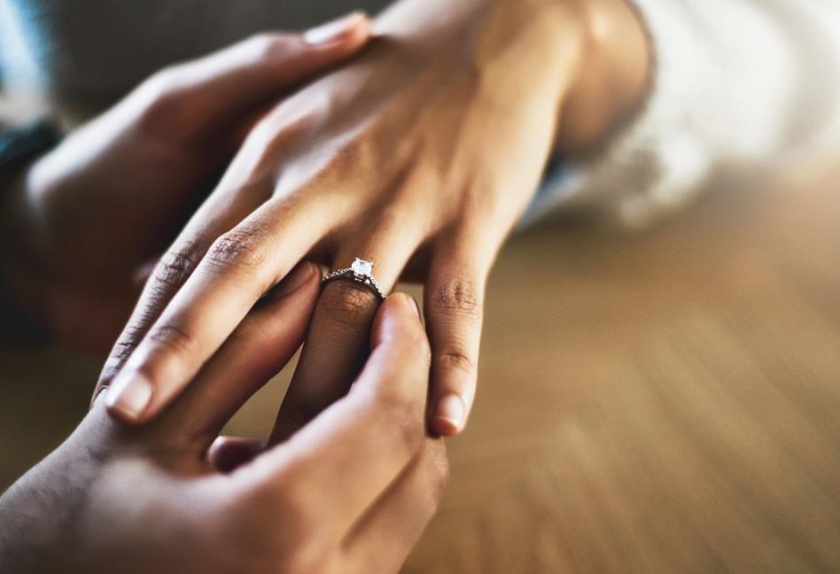 世界上一半的钻石都来自河南,钻石被河南人卖成了白菜价