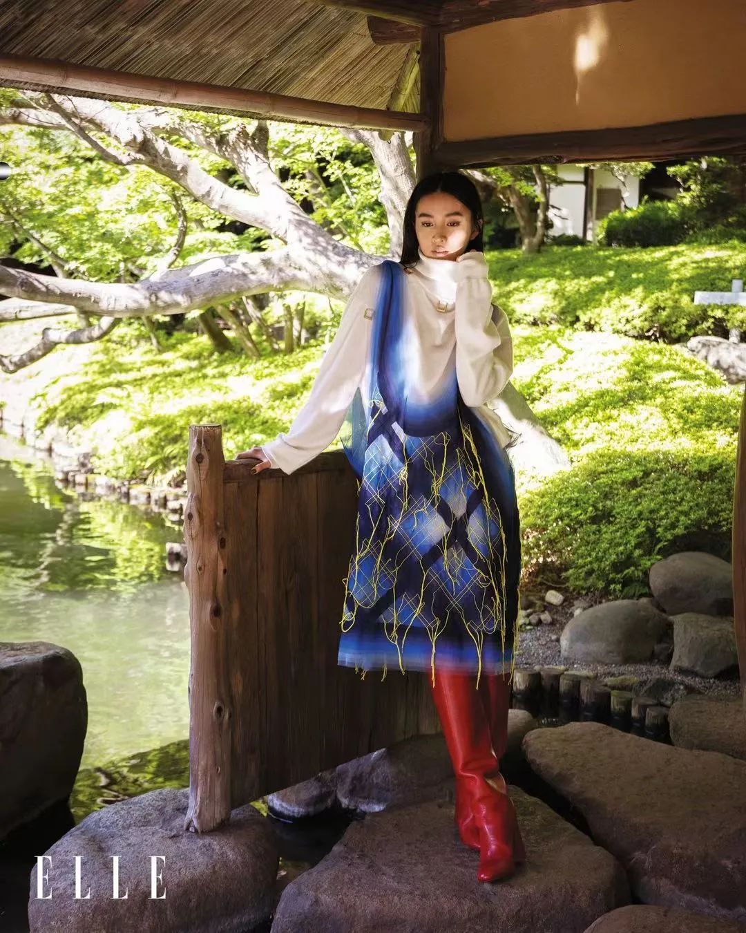 赵丽颖一头红发绚丽吸睛,赵丽颖红发造型