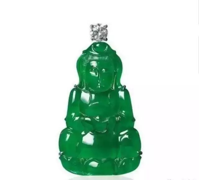 香港保利拍卖珠宝,香港拍卖会6000万的手镯去看看