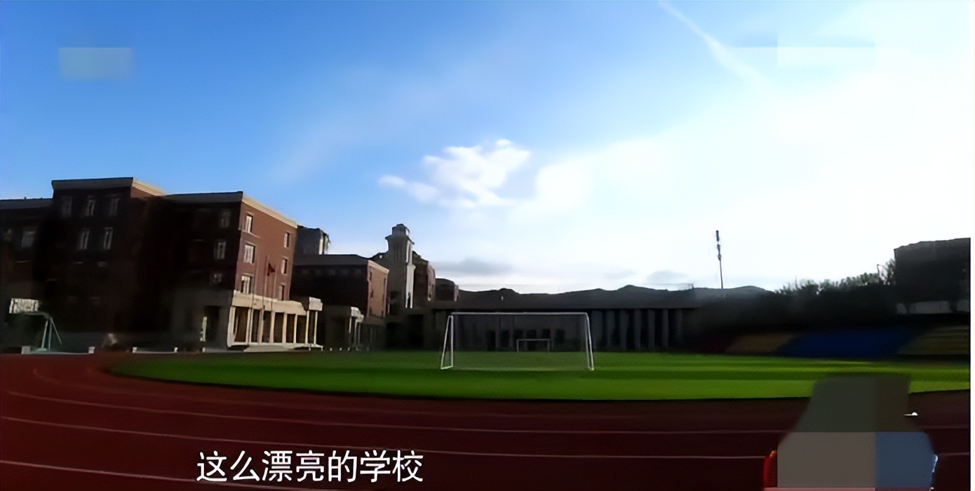 变形计农村女孩被妈妈宠成公主,城市妈妈领养农村女儿变形计