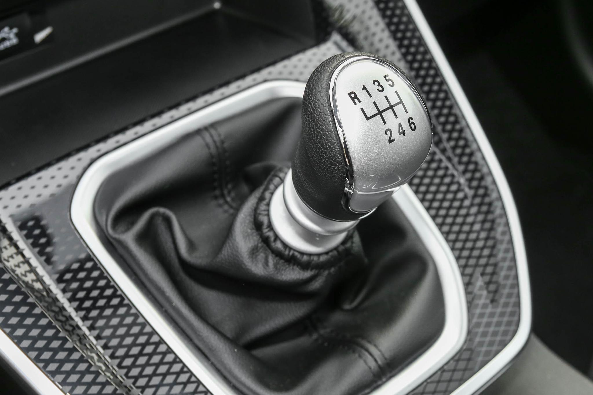 10万起步故障少舒适耐用的suv推荐,省油不坏的家用合资中型suv推荐