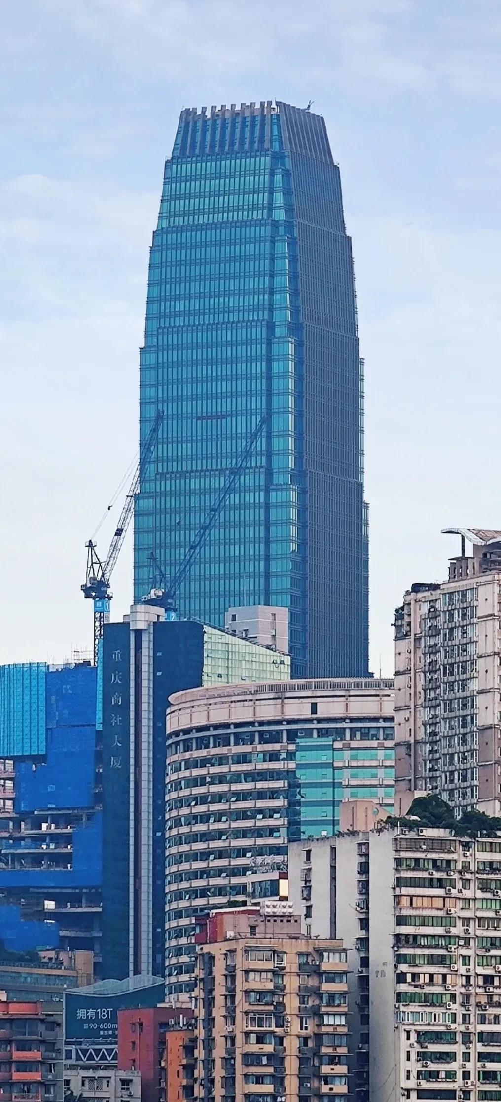 2024年重庆摩天楼建设,重庆目前有多少180米以上高楼