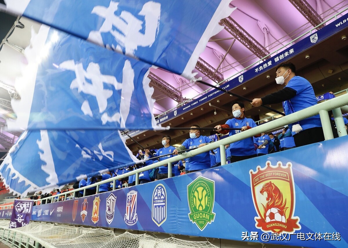 涓诲姏涓崼,姝︽眽涓夐晣澶囨垬浜氬啝棣栨垬鍔涗簤涓夊垎