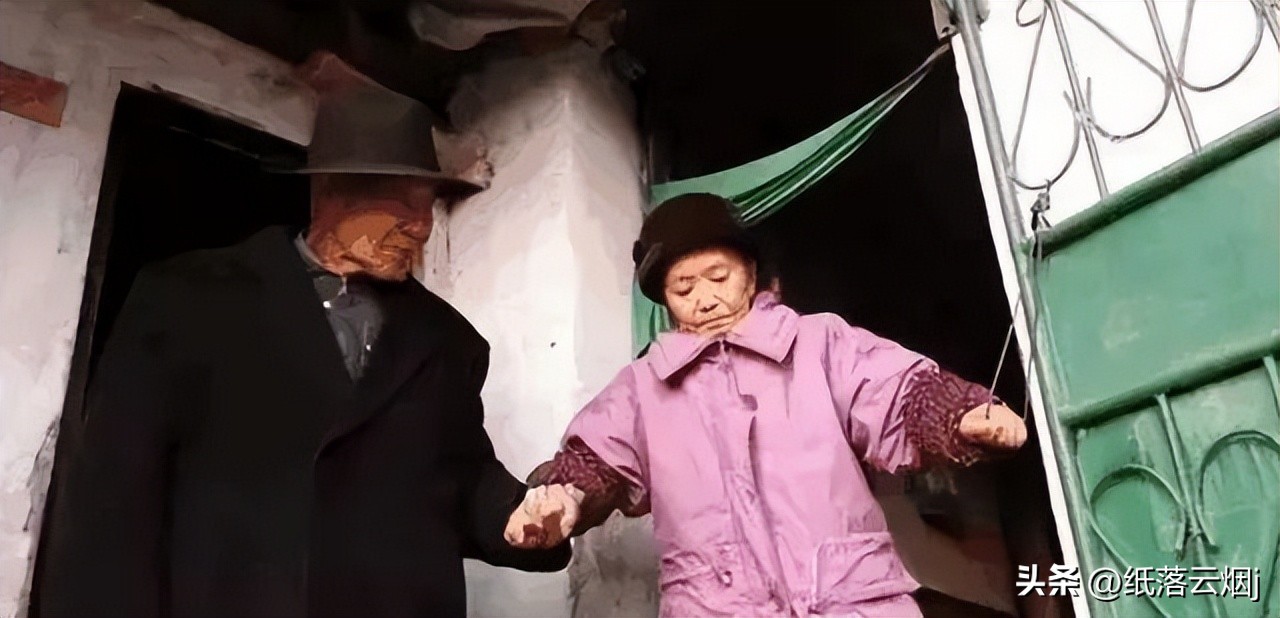 旷世奇缘：80岁老太再婚，新婚夜得知对方竟是失散60年的丈夫