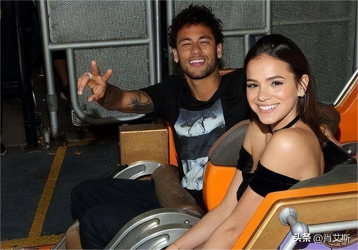 足坛射手榜贝利梅西c罗,足球三巨头梅西c罗内马尔