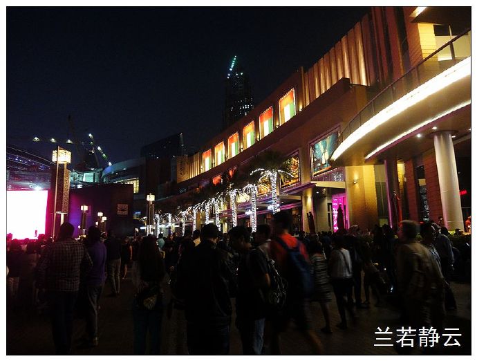 迪拜最豪华最大的商场,迪拜最大的购物中心视频