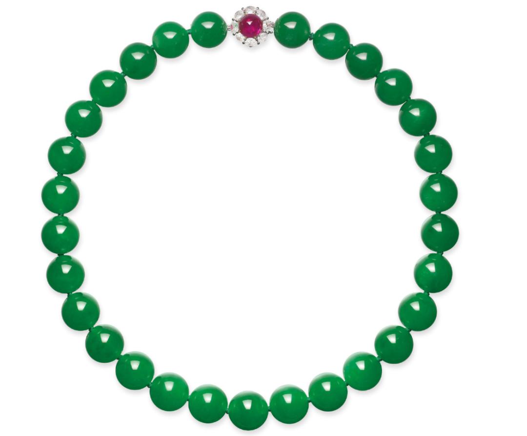 又一翡翠珠链 8 位数天价成交，为什么拍出高价的总是珠链？