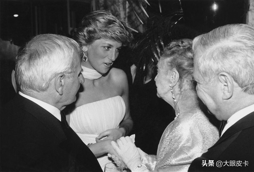 戴安娜王妃最美的十张照片,戴安娜年轻时的照片