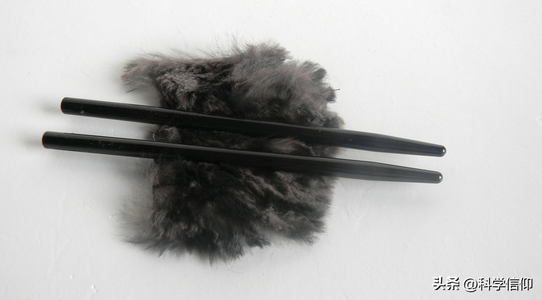 机箱风扇脏,机箱风扇灰尘如何避免