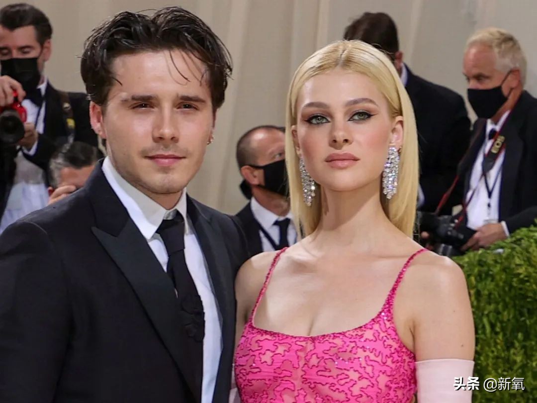 富豪千金妮可拉,富家千金妮可拉