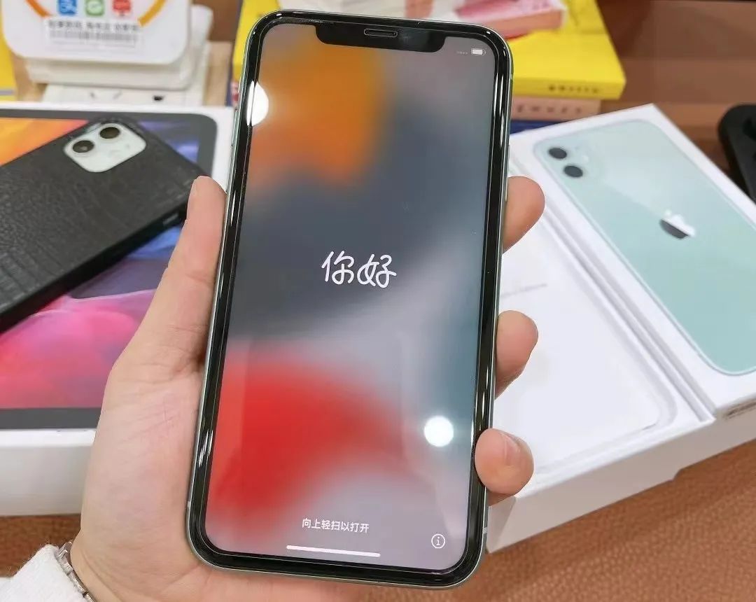 为啥都说lcd永不为奴oled,好的oled和差的lcd哪个更伤眼睛