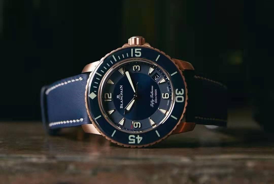 陶瓷圈表值得推荐吗,适合年轻人的陶瓷表