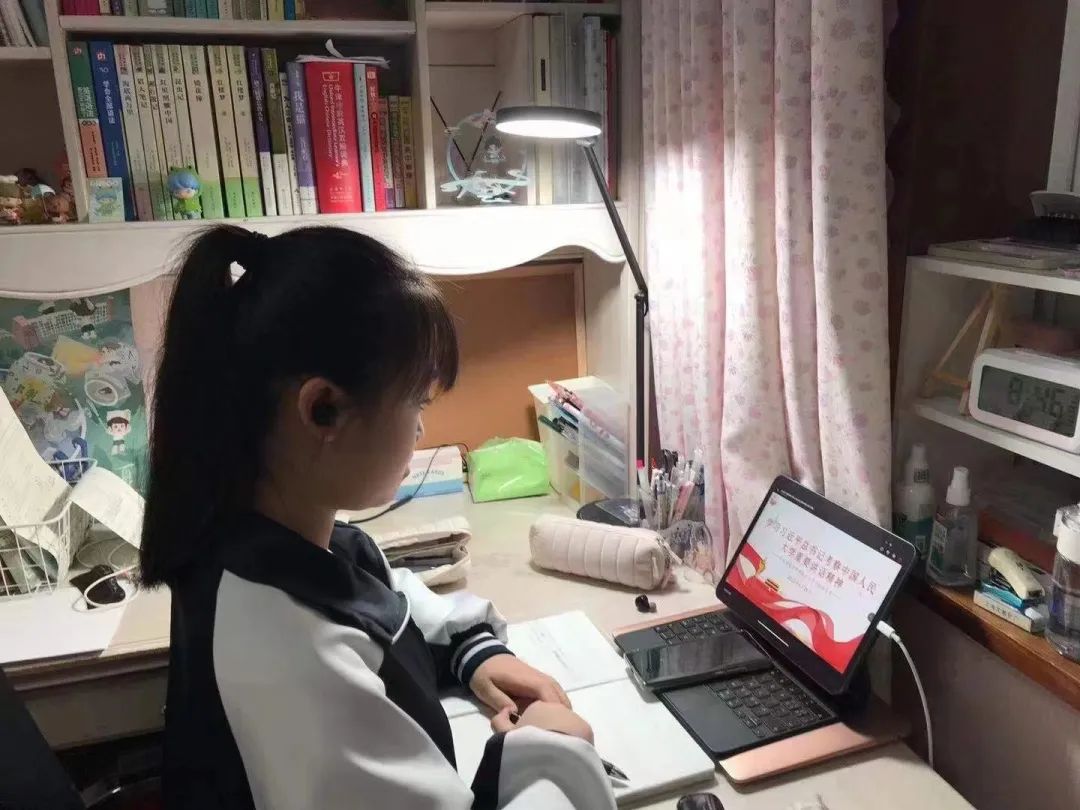 争做复兴栋梁，勇当强国先锋——市*联学**学生会组织深入学习习*平近**总书记考察中国人民大学重要讲话精神（三）