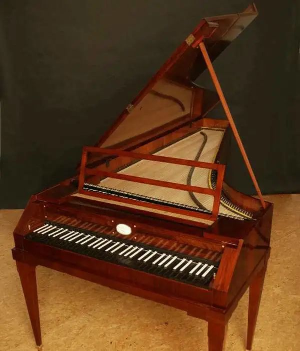 带你了解钢琴的前身,钢琴的起源音乐史