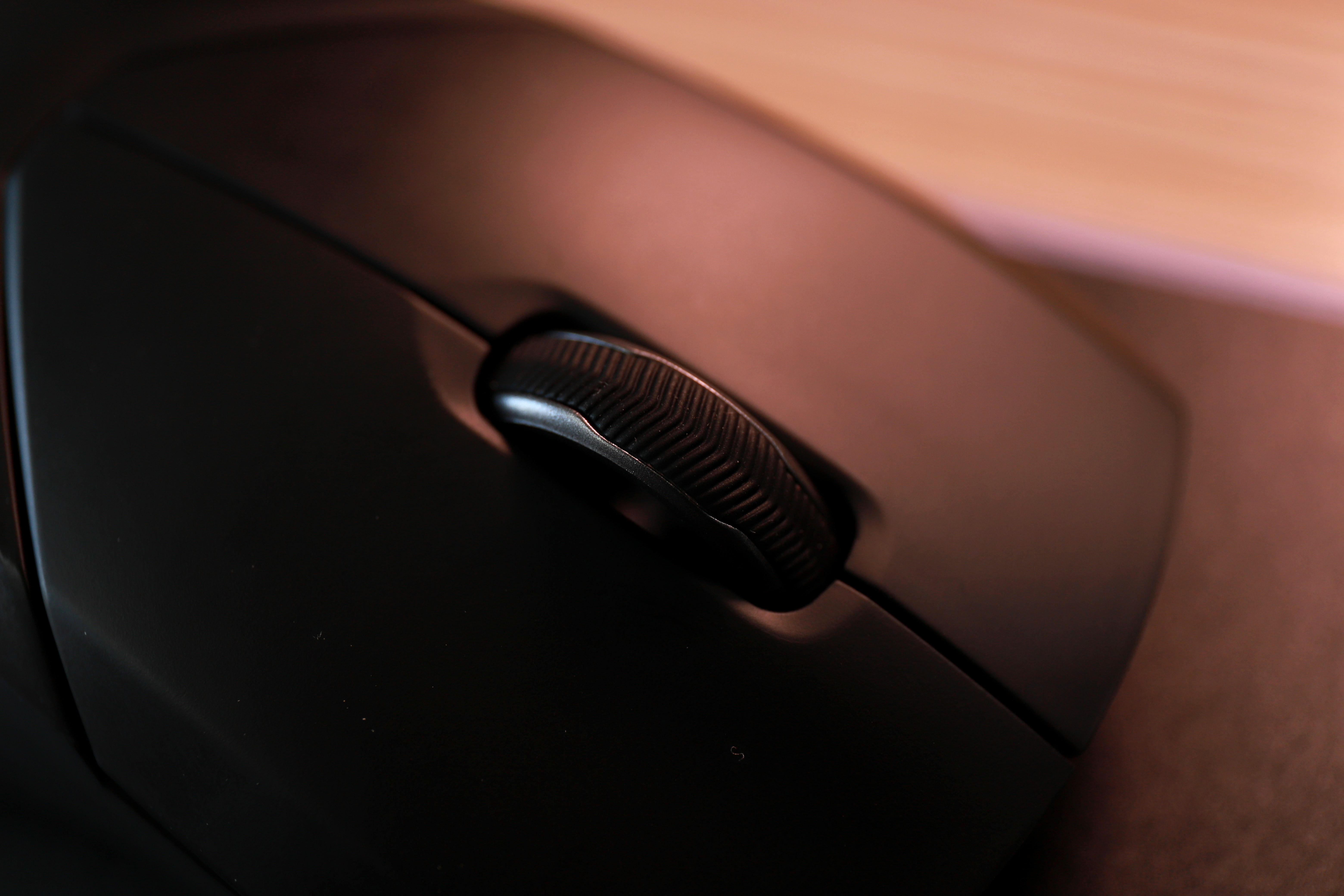 雷柏VT9游戏鼠标,雷柏vt9pro无线鼠标发布199元起