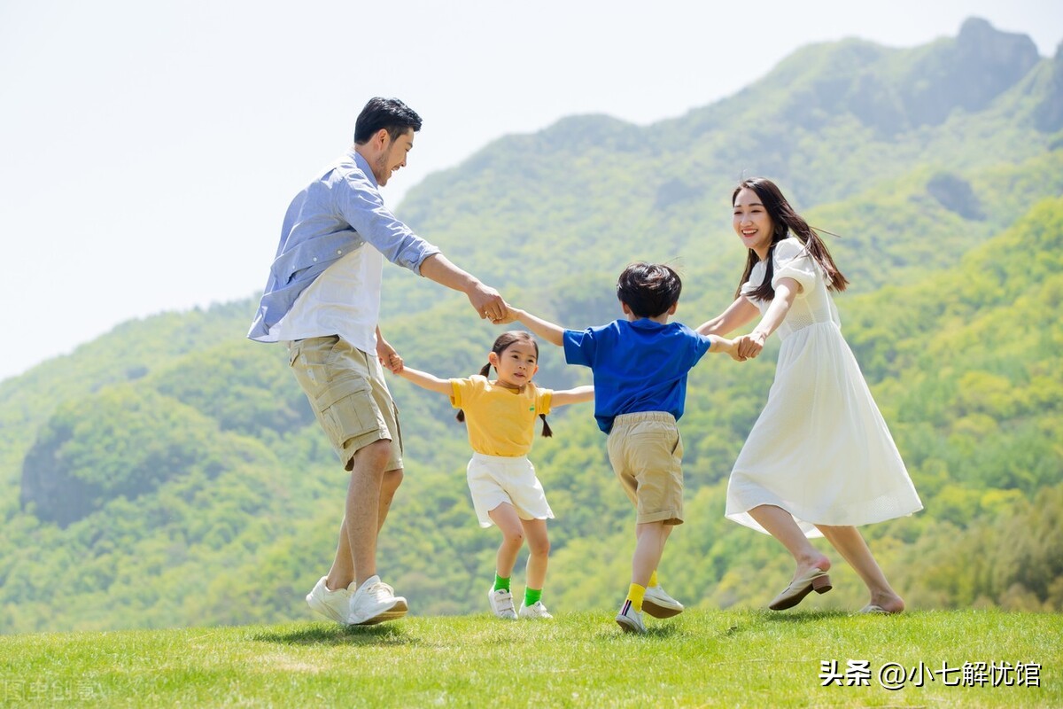 小孩之间吵架说没教养怎么引导,10岁孩子跟妈妈吵架怎么引导