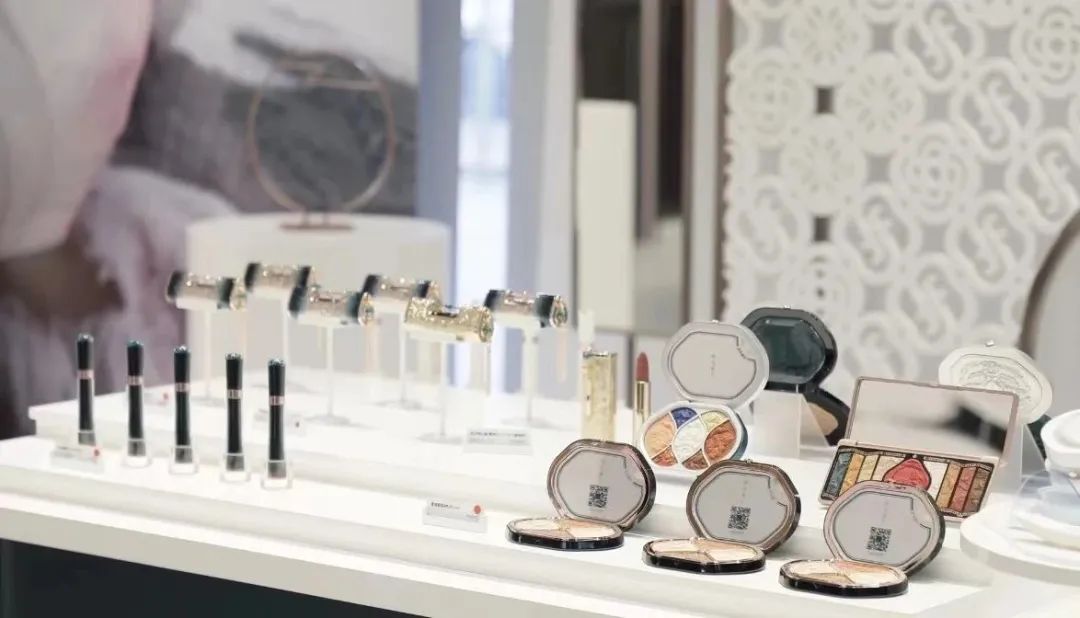 花西子国货品牌开始抱团带货了,花西子与国货崛起