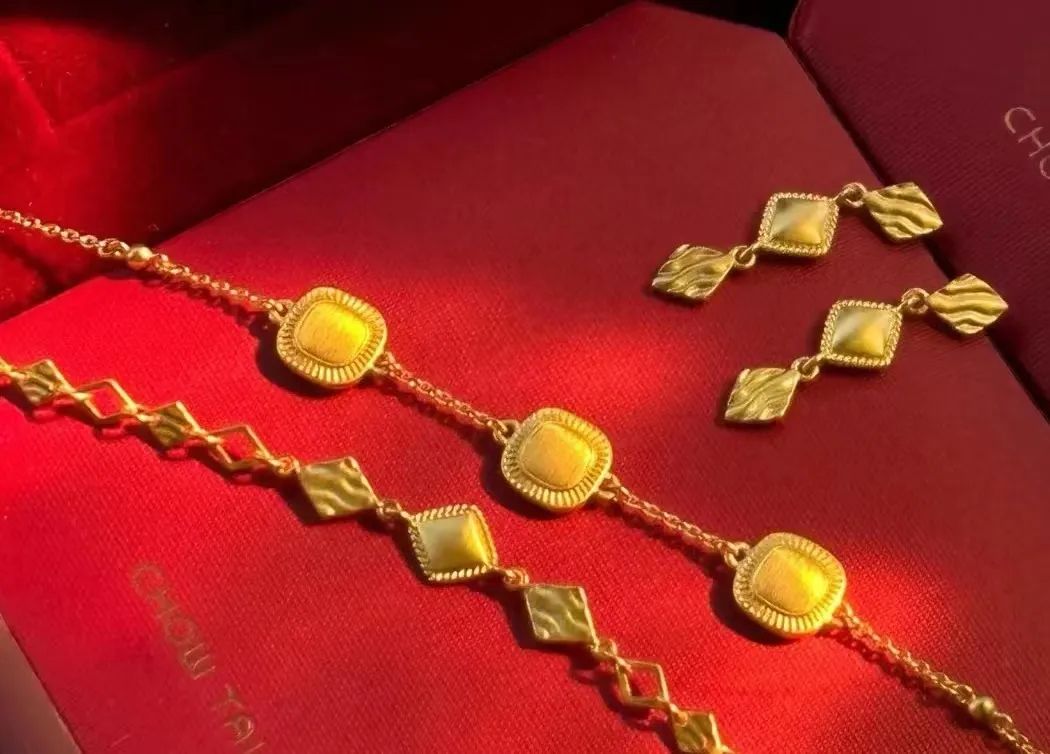 从老字号到世界级品牌,老品牌如何重新俘获年轻人的心